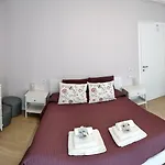 فندق مبيت وإفطار Valverde 3*