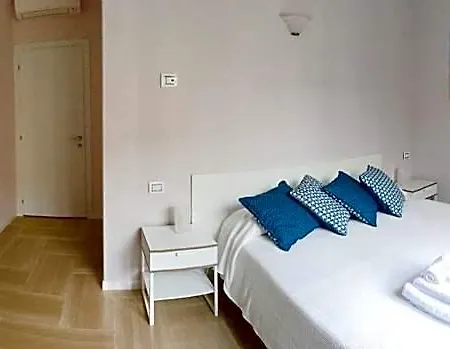 Bed and breakfast Valverde 3*